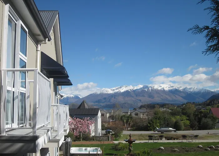 Lake Wanaka Lodge 4*