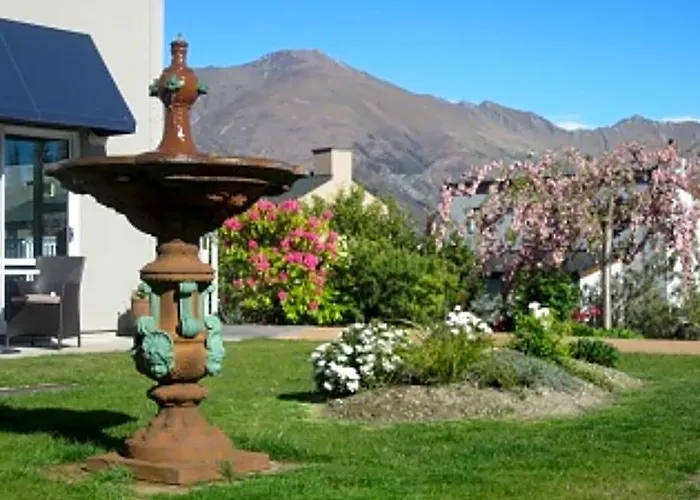 Lake Wanaka Lodge Inn