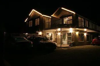 Inn Lake Wanaka Lodge 4*